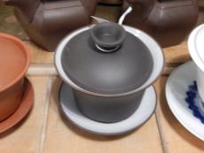 Keramik-Gaiwan, braun, ca. 140ml