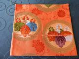 Untersetzer aus alten Kimonostoffen, Seide, Strahlend-Orange mit Blättern, Groß